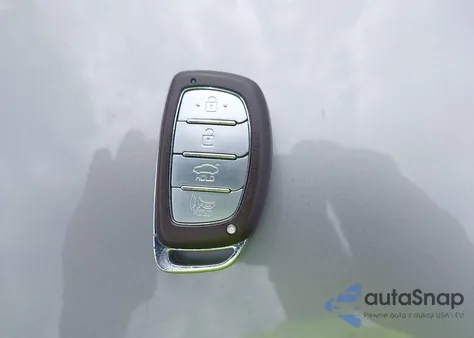 2020 Hyundai Elantra Value Edition z USA, uszkodzony, nr VIN KMHD84LF7LU949118